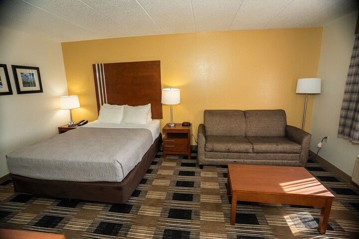 Room 18 of 36