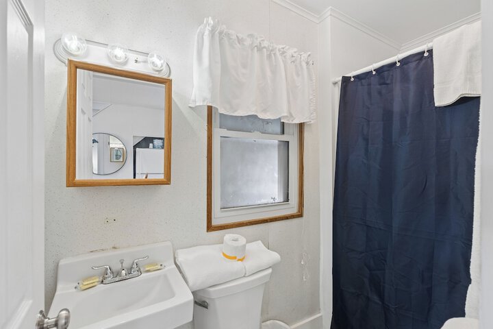 Atlantis Motel