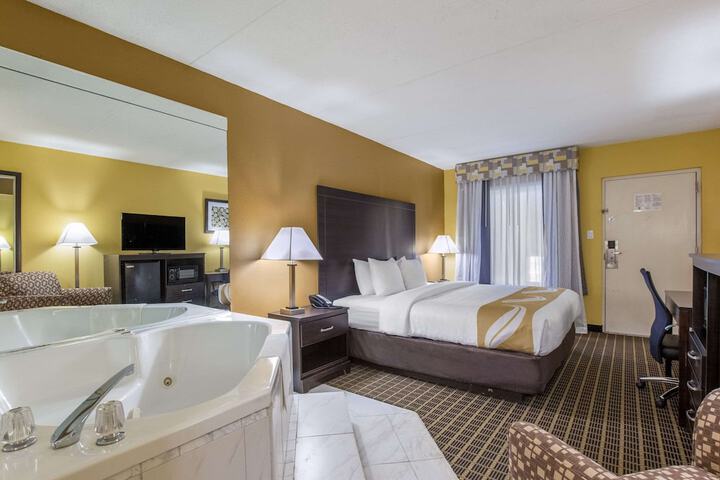 Room 15 of 31