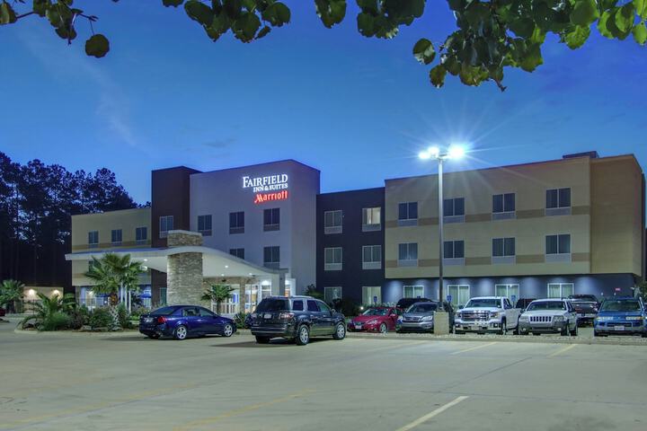 Hotel 2 of 33