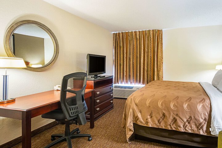 Room 15 of 43
