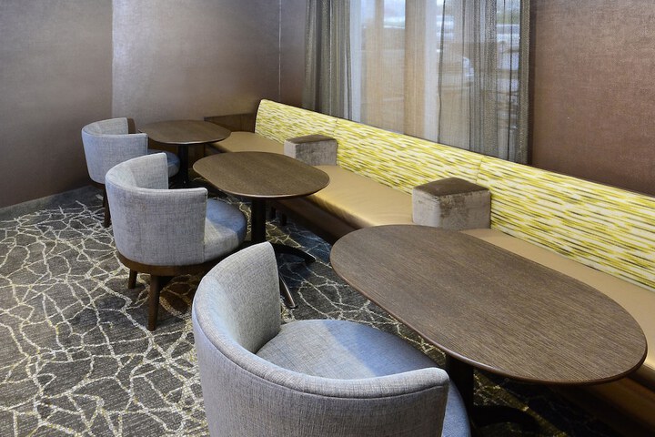 Hotel Interior 10 of 43