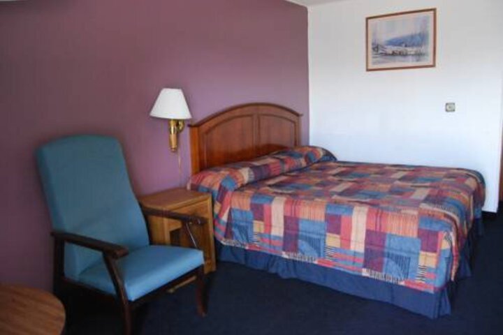 BUDGET HOST VISTA INN