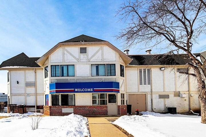 Motel 6 Palatine IL - Chicago Northwest