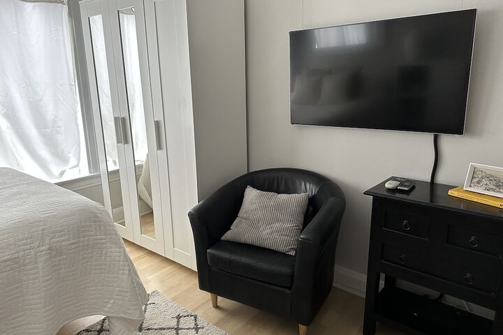 Room 63 of 100