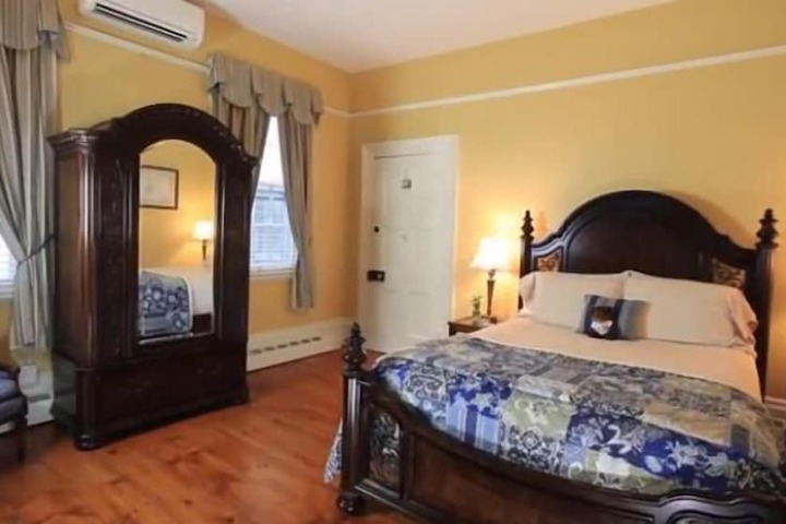 Room 22 of 124