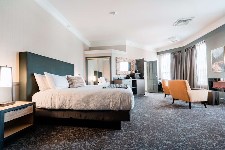 Room 20 of 49