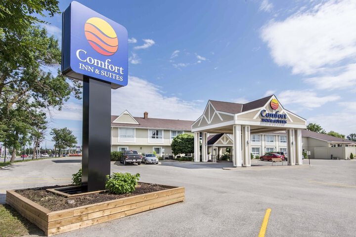 Comfort Inn & Suites