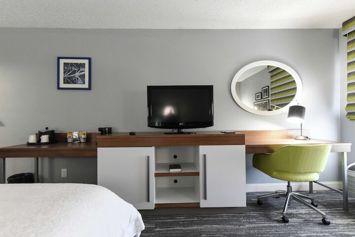 Room 30 of 44