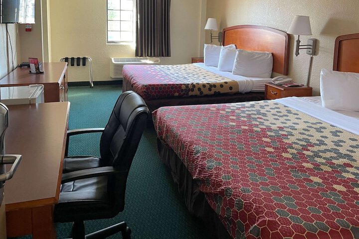 Room 31 of 35