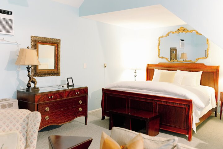 Room 43 of 67