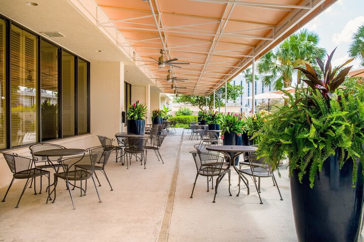 Crowne Plaza Executive Center Baton Rouge by IHG