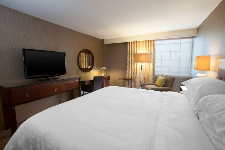 Room 19 of 35