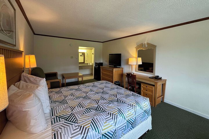 Motel 6 Pocomoke City MD