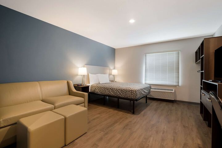 Room 15 of 24