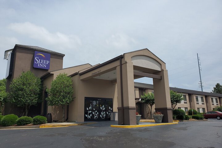 Hotel 4 of 27