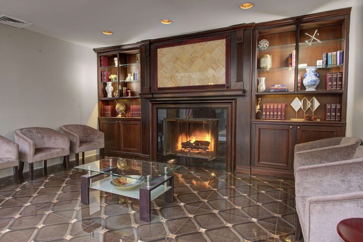 The Roslyn Tapestry Collection by Hilton