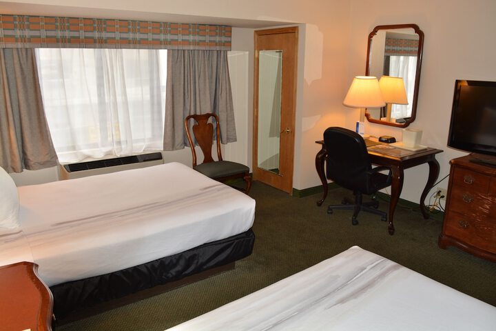 Room 12 of 23