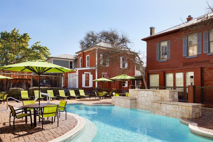 Pool 2 of 34