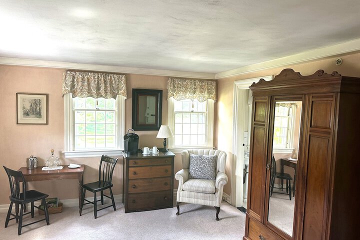 Room 33 of 59