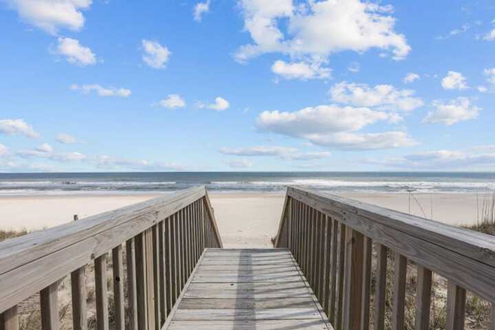 Oceans Edge by Topsail Realty