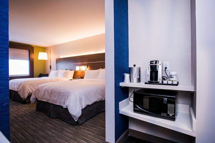 Room 15 of 54
