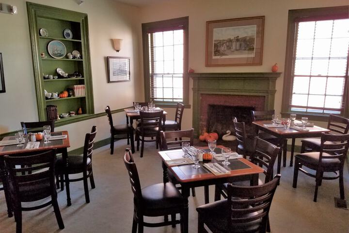 Washington Inn and Tavern