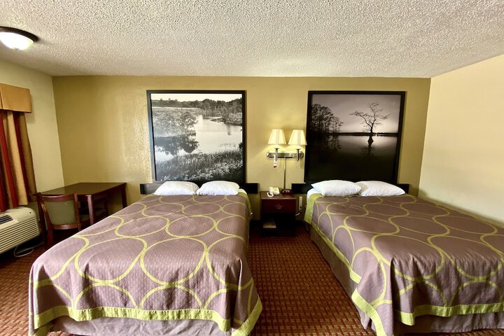 Room 29 of 35