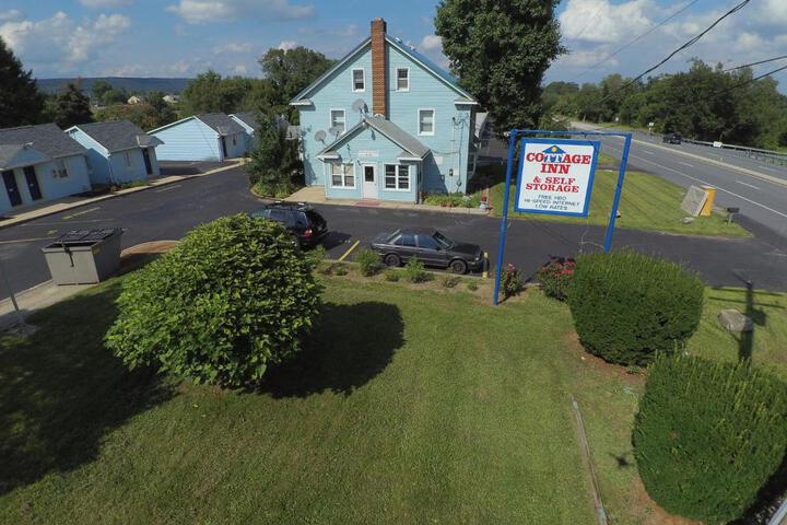 Cottage Inn - Grantville