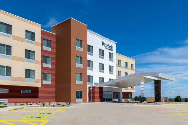 Hotel 2 of 27
