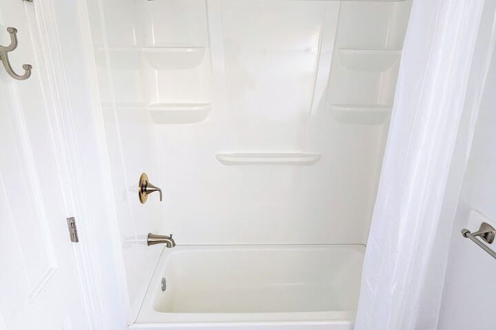Room 9 of 56