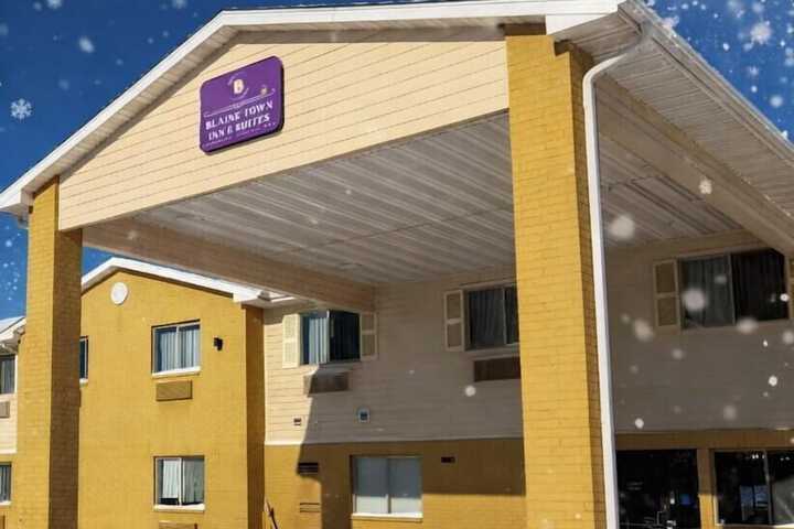 Blaine Town Inn & Suites