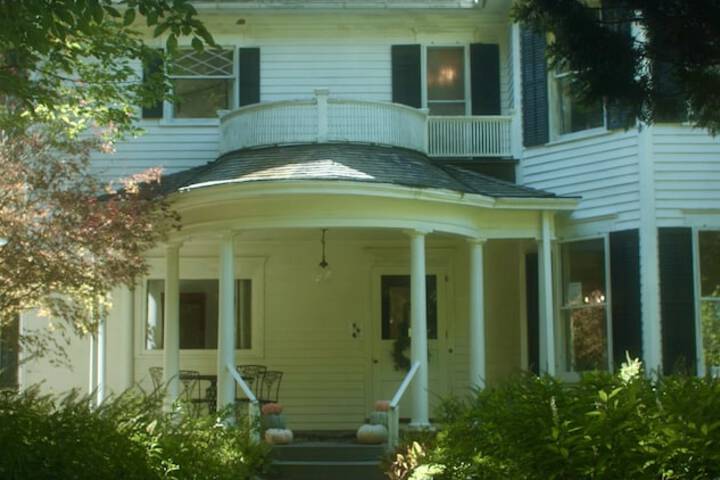 Stratton Creek Inn