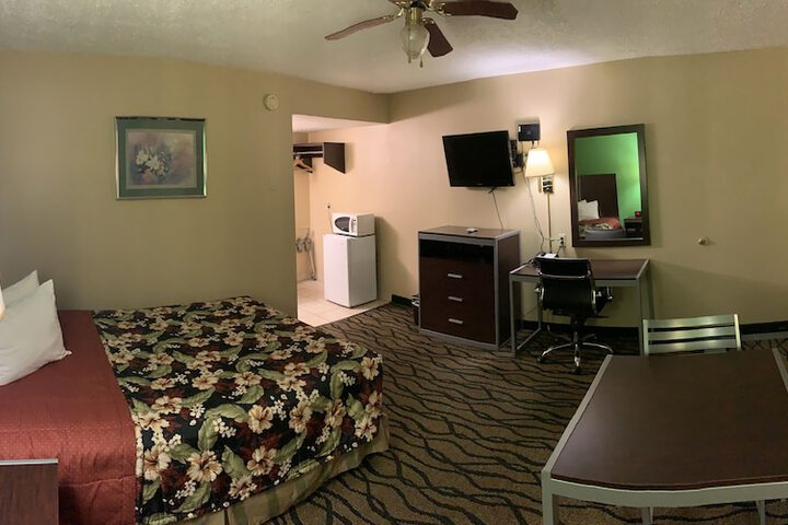 Room 16 of 26