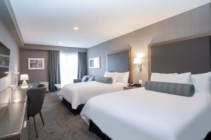 Sandman Signature St. Johns Hotel