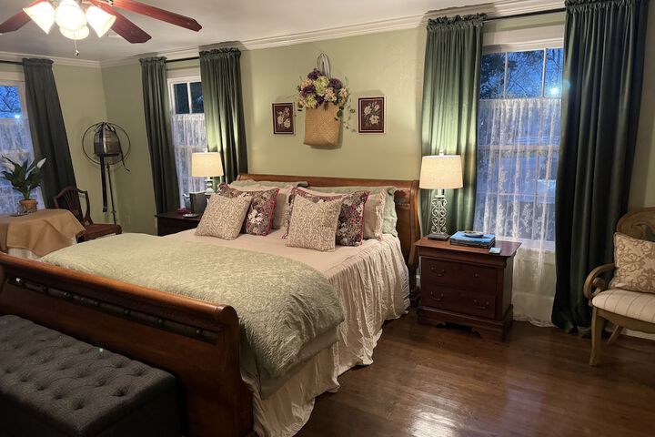 Hodge Podge Lodge