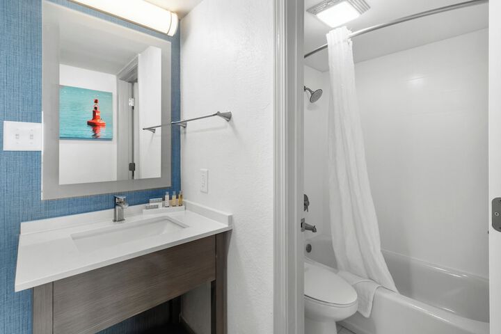 Room 144 of 273