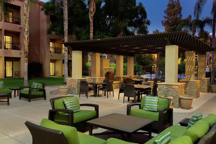 Terrace/Patio 43 of 44