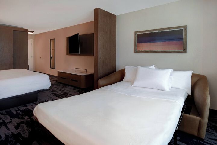 Room 28 of 42