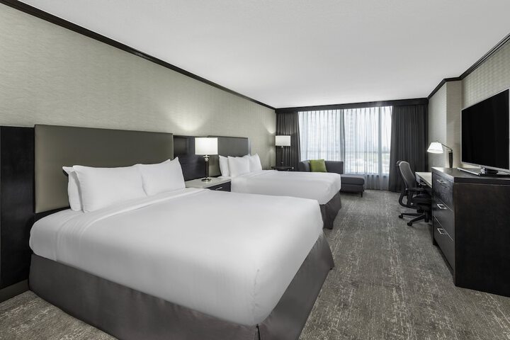 Room 30 of 51