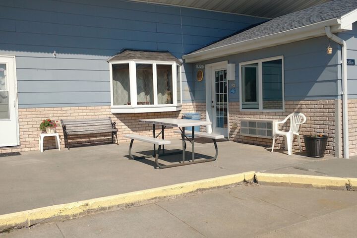 Terrace/Patio 12 of 12