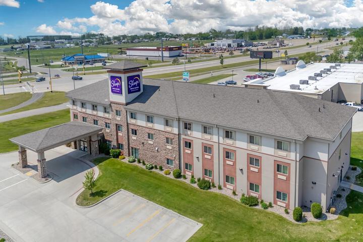 Sleep Inn & Suites Devils Lake