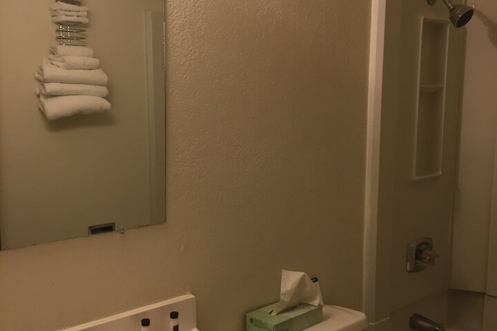 Room 22 of 25