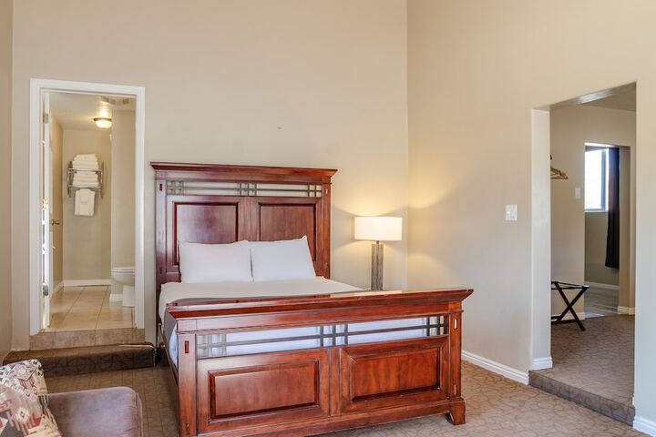 Room 21 of 73