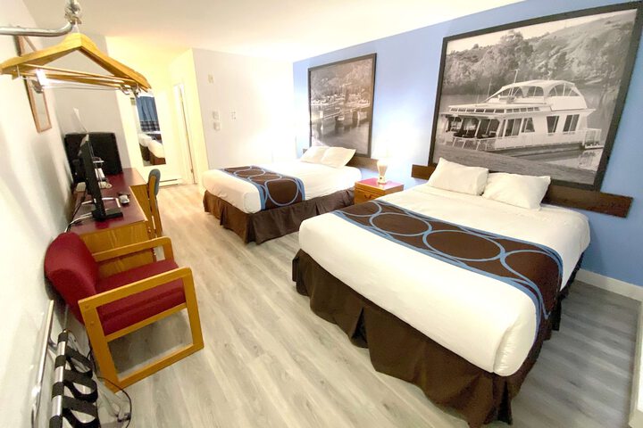 Room 11 of 37