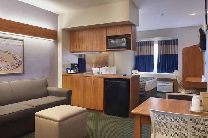 Microtel Inn & Suites by Wyndham Port Charlotte / Punta Gorda