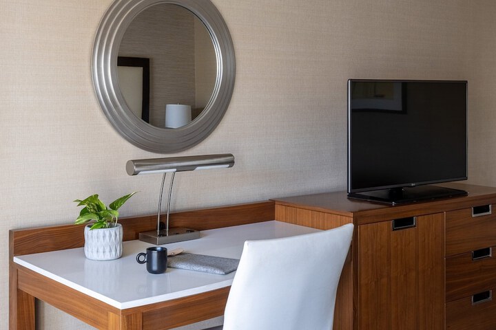Crowne Plaza Phoenix - Chandler Golf Resort by IHG
