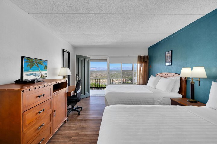 Tombstone Lookout Lodge SureStay Collection by Best Western