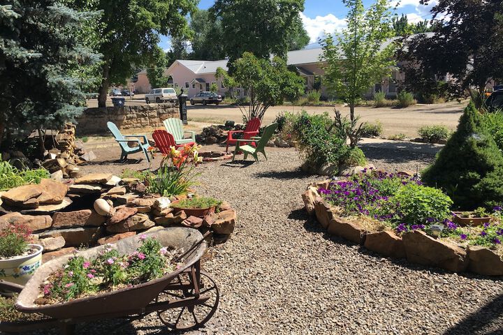 Mancos Inn