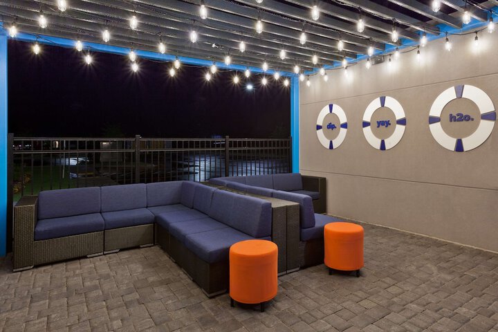 Terrace/Patio 45 of 47